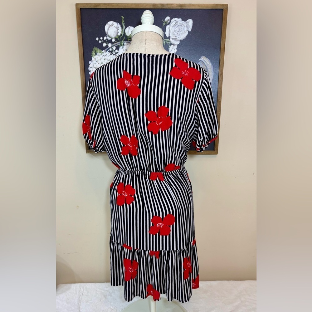 Madewell Black and White Striped Floral Print Faux Wrap Dress - Picture 5 of 12